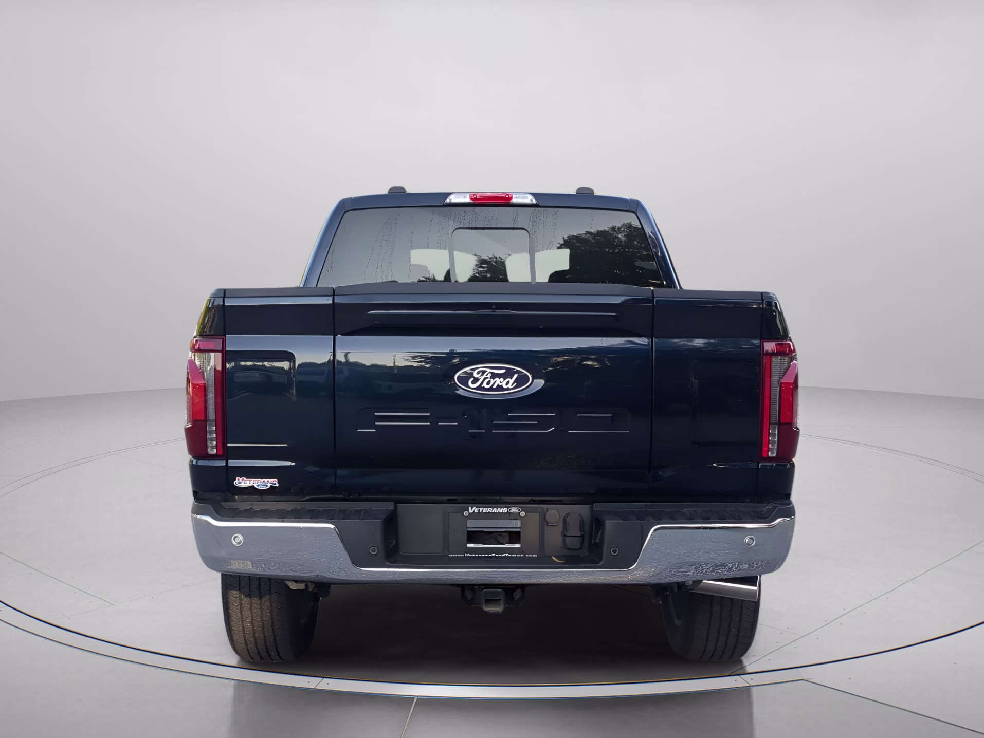 2025 Antimatter Blue Metallic Ford F-150 LARIAT Crew Cab Pickup 4X4 Truck