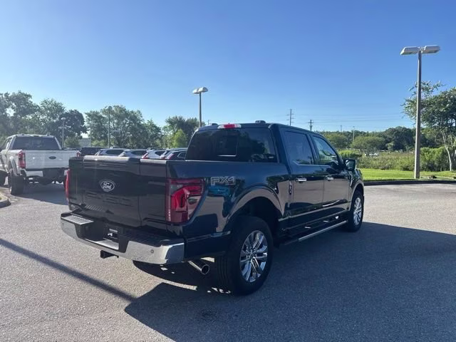 2025 Antimatter Blue Metallic Ford F-150 LARIAT Crew Cab Pickup 4X4 Truck