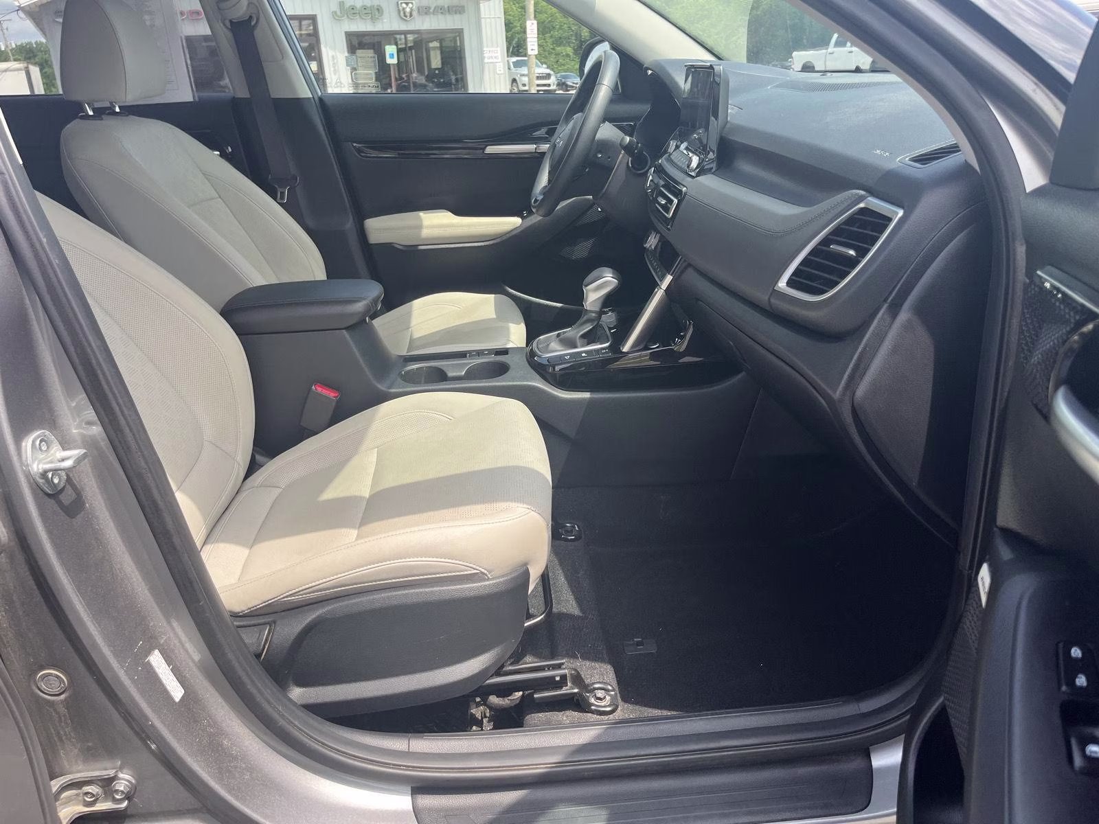 2023 Steel Gray Kia Seltos SX AWD SUV
