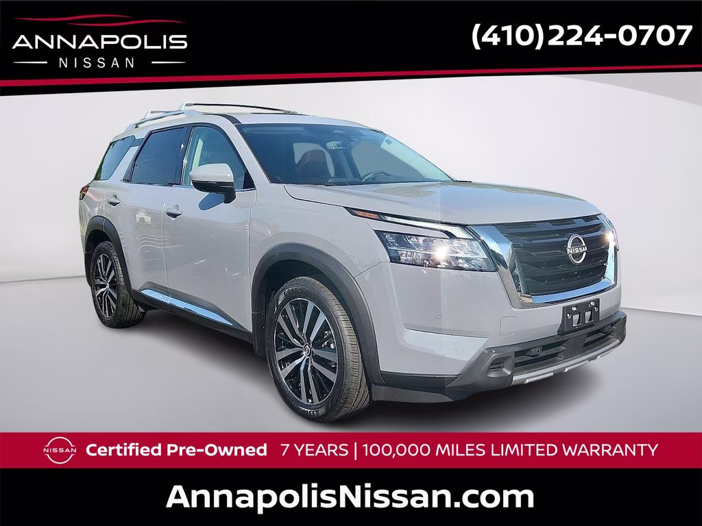 2024 Boulder Gray Pearl Nissan Pathfinder Platinum FWD SUV
