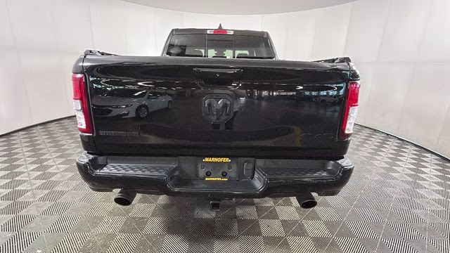 2021 Diamond Black Crystal Pearlcoat Ram 1500 Big Horn/Lone Star 4X4 Truck