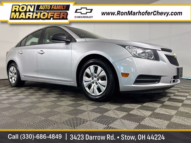 2014 Silver Ice Metallic Chevrolet Cruze LS FWD Sedan