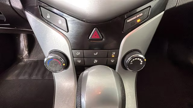 2014 Silver Ice Metallic Chevrolet Cruze LS FWD Sedan