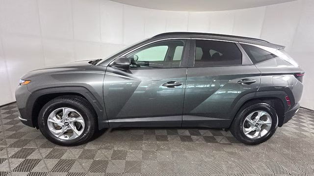 2022 Amazon Gray Hyundai Tucson SEL AWD SUV