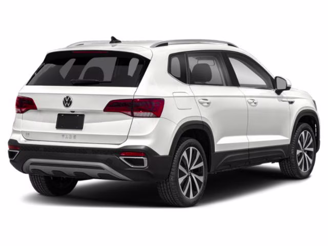 2022 White Volkswagen Taos 1.5T SE AWD SUV