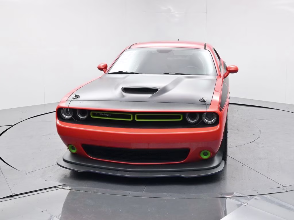 2017 Go Mango! Dodge Challenger R/T RWD Coupe