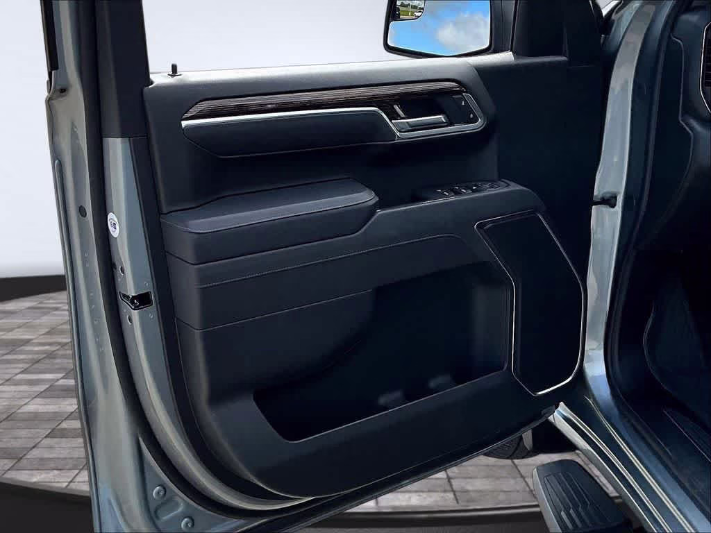 2025 Sterling Metallic GMC Sierra 1500 Elevation 4X4 Truck
