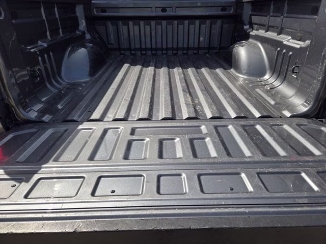 2021 Satin Steel Metallic Chevrolet Colorado LT 4X4 Truck