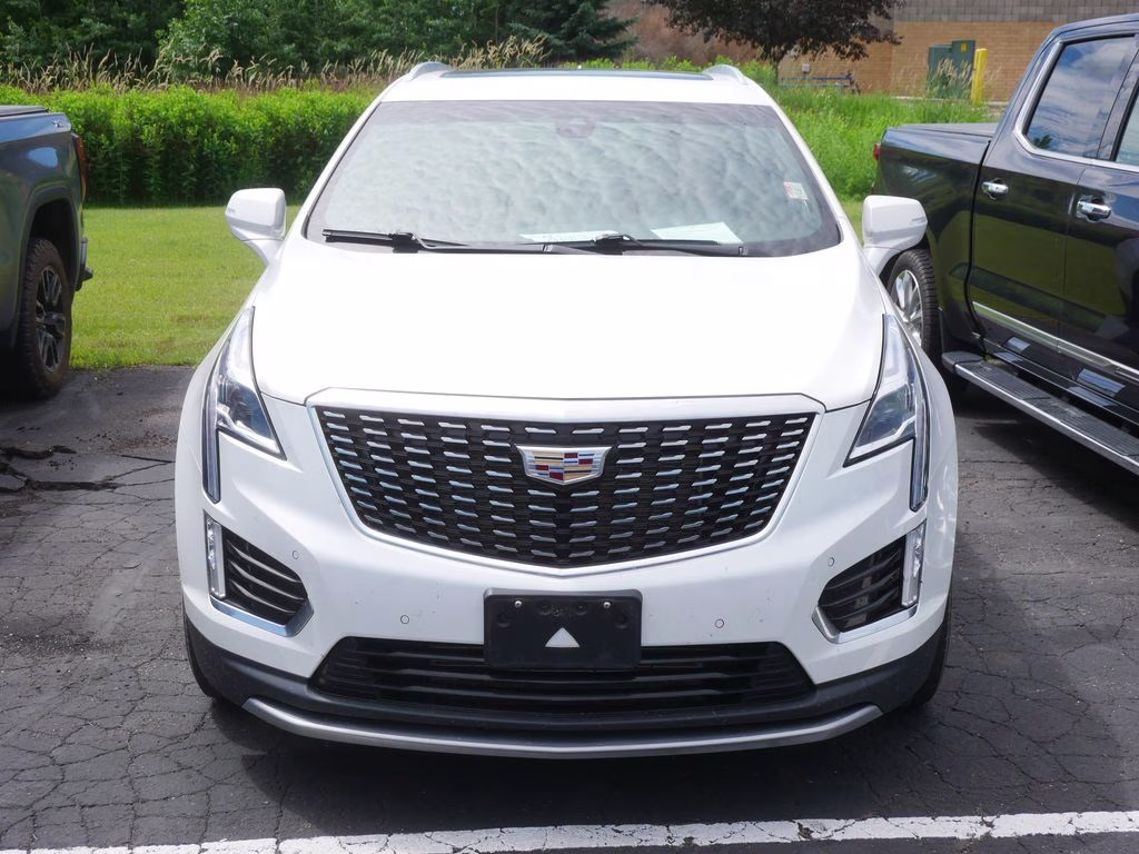 2023 Crystal White Tricoat Cadillac XT5 Premium Luxury AWD SUV