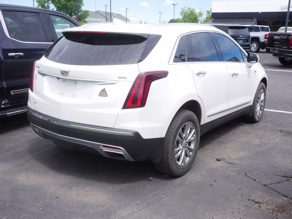 2023 Crystal White Tricoat Cadillac XT5 Premium Luxury AWD SUV