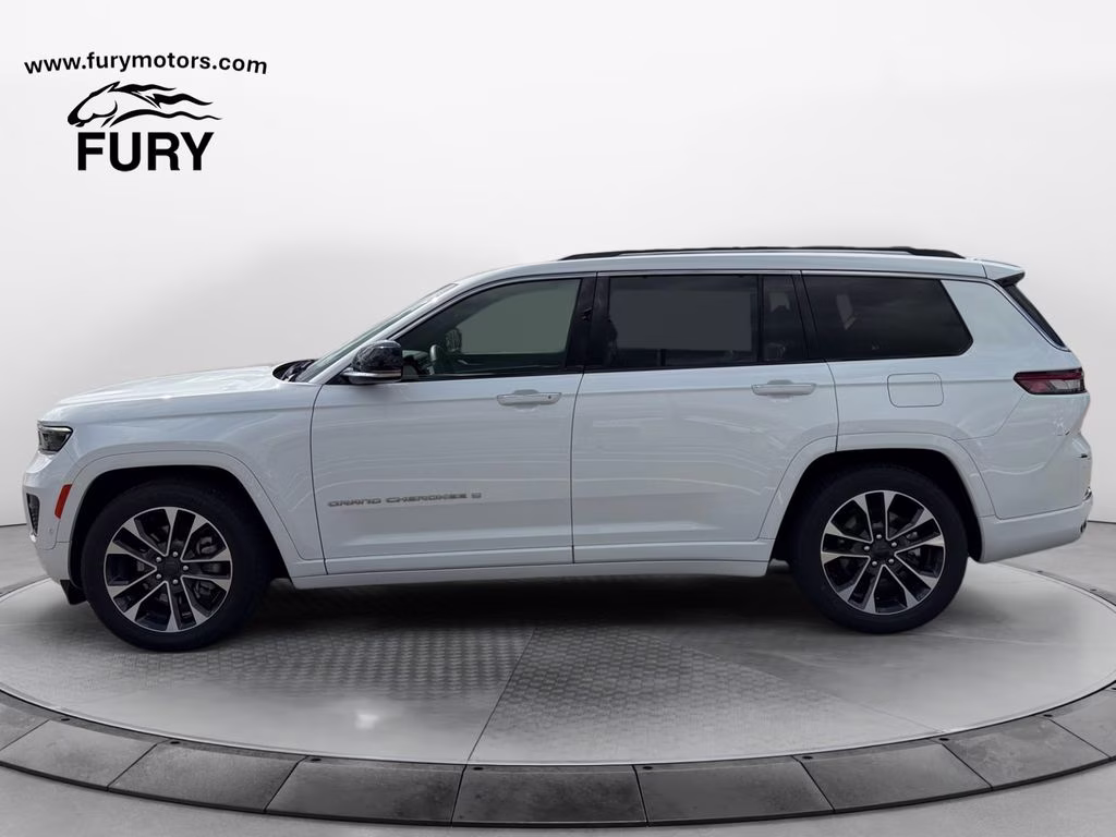 2023 Bright White Clearcoat Jeep Grand Cherokee L Overland 4X4 SUV