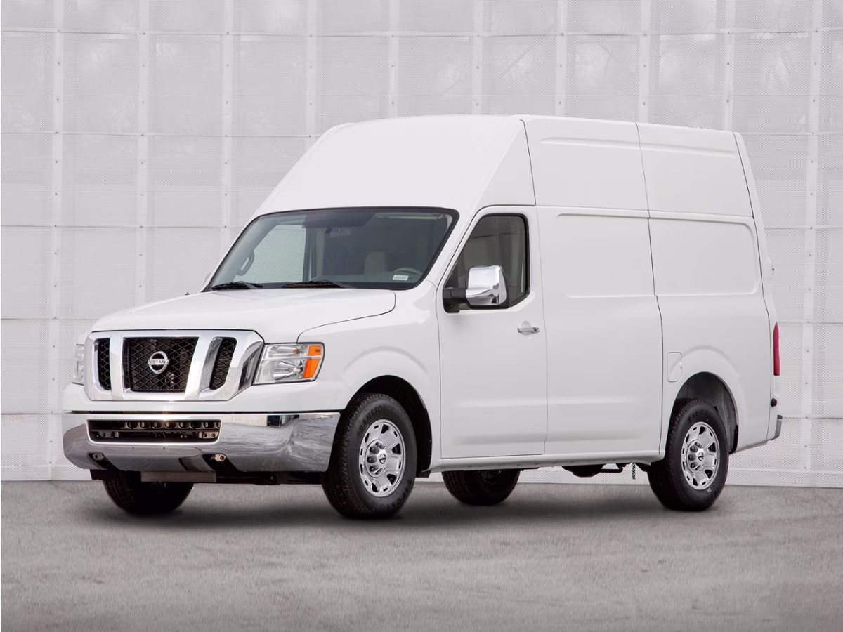 2021 Glacier White Nissan NV2500 HD SV RWD Van