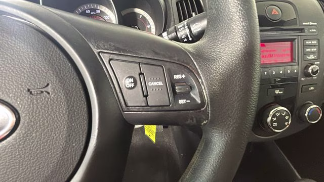 2012 Snow White Pearl Kia Forte EX FWD Sedan