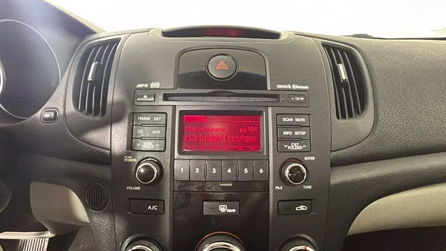 2012 Snow White Pearl Kia Forte EX FWD Sedan