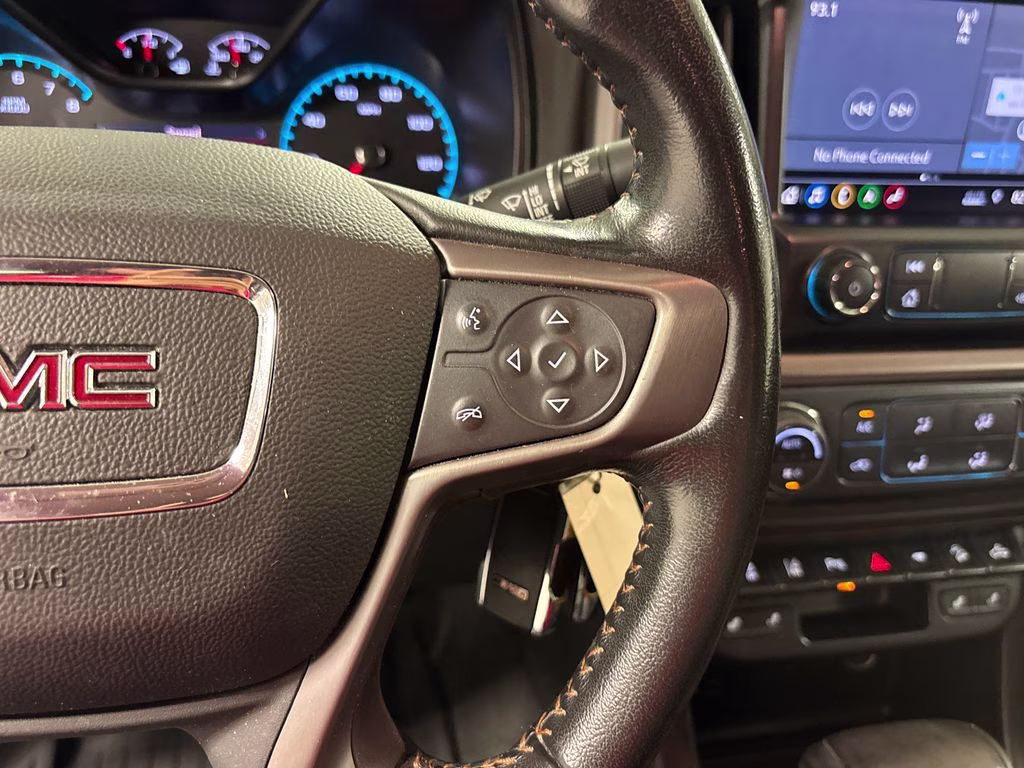 2021 Summit White GMC Canyon AT4 w/Leather 4X4 Truck