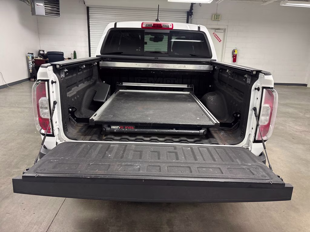 2021 Summit White GMC Canyon AT4 w/Leather 4X4 Truck
