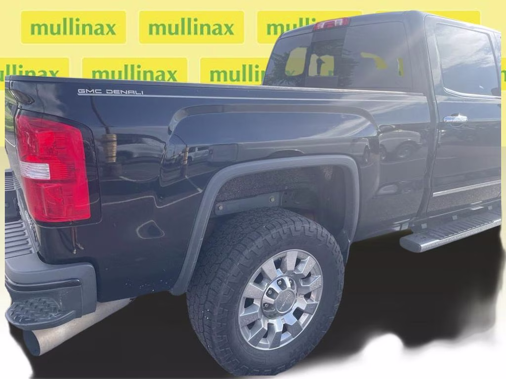 2018 Onyx Black GMC Sierra 2500HD Denali 4X4 Truck