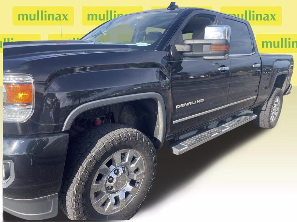 2018 Onyx Black GMC Sierra 2500HD Denali 4X4 Truck