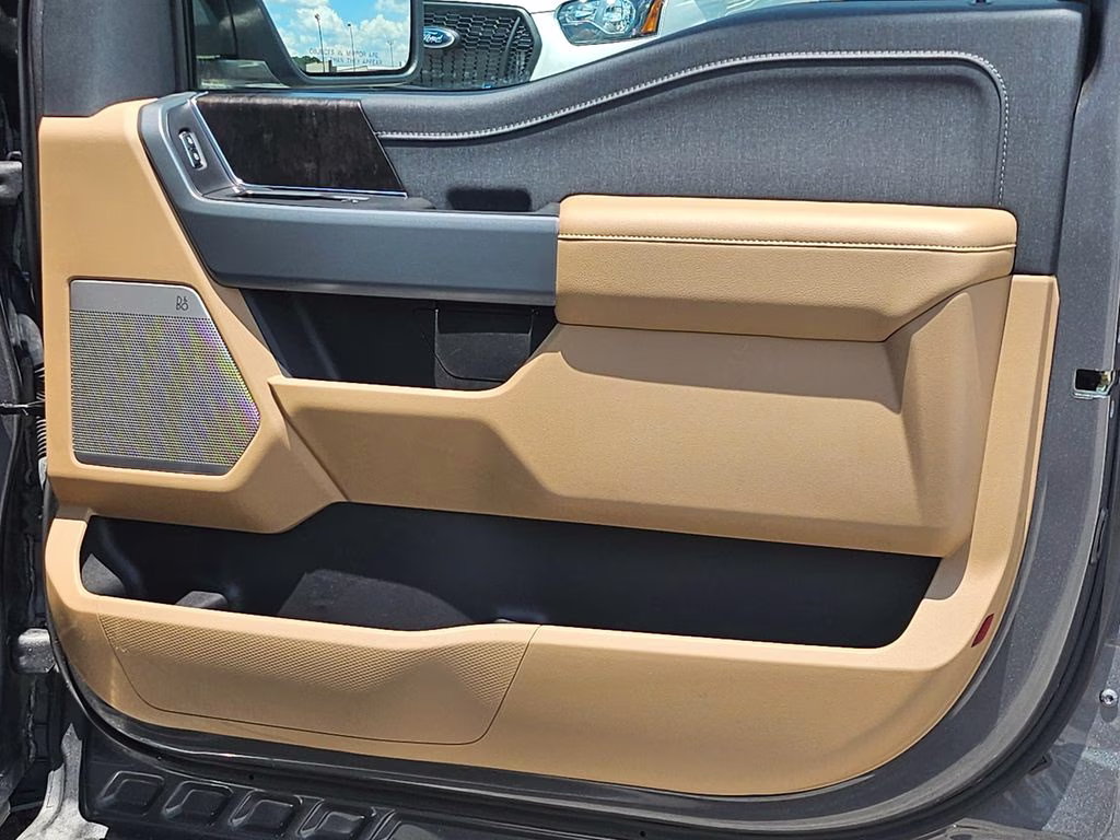 2022 Carbonized Gray Metallic Ford F-150 Lariat 4X4 Truck