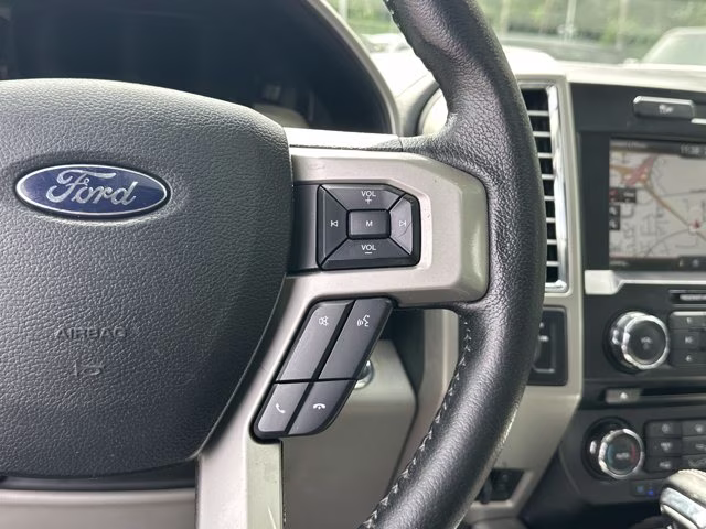 2015 Tuxedo Black Metallic Ford F-150 XL SuperCab 6.5-ft. Bed 2WD RWD Truck