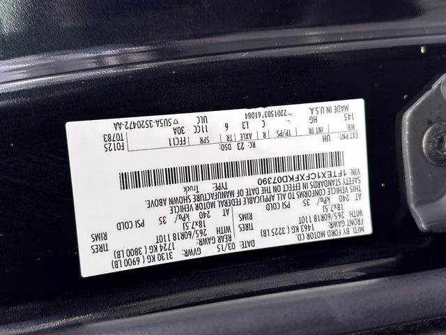 2015 Tuxedo Black Metallic Ford F-150 XL SuperCab 6.5-ft. Bed 2WD RWD Truck