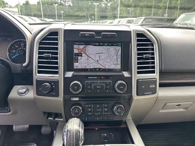 2015 Tuxedo Black Metallic Ford F-150 XL SuperCab 6.5-ft. Bed 2WD RWD Truck