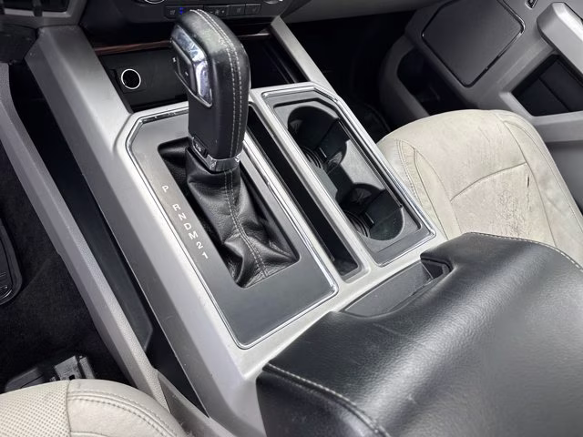 2015 Tuxedo Black Metallic Ford F-150 XL SuperCab 6.5-ft. Bed 2WD RWD Truck