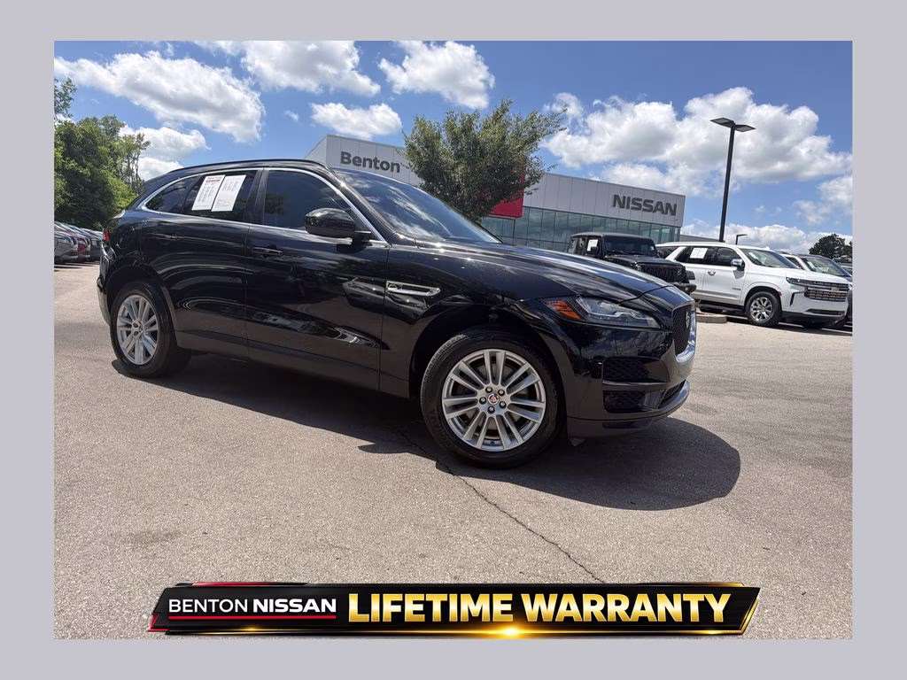 2018 Jaguar F-PACE 30t Prestige AWD's photo