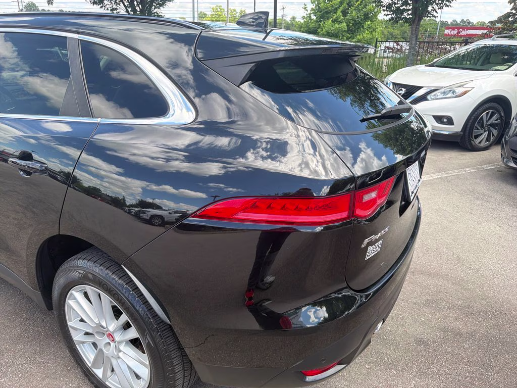 2018 Black Jaguar F-PACE 30t Prestige AWD SUV