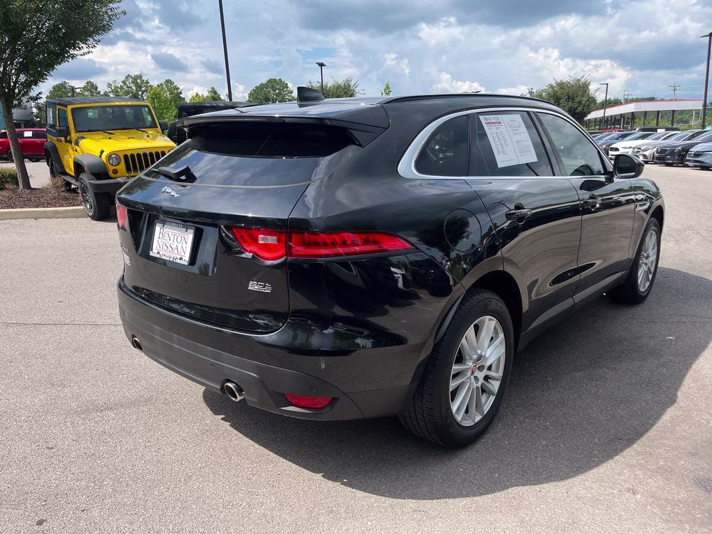 2018 Black Jaguar F-PACE 30t Prestige AWD SUV