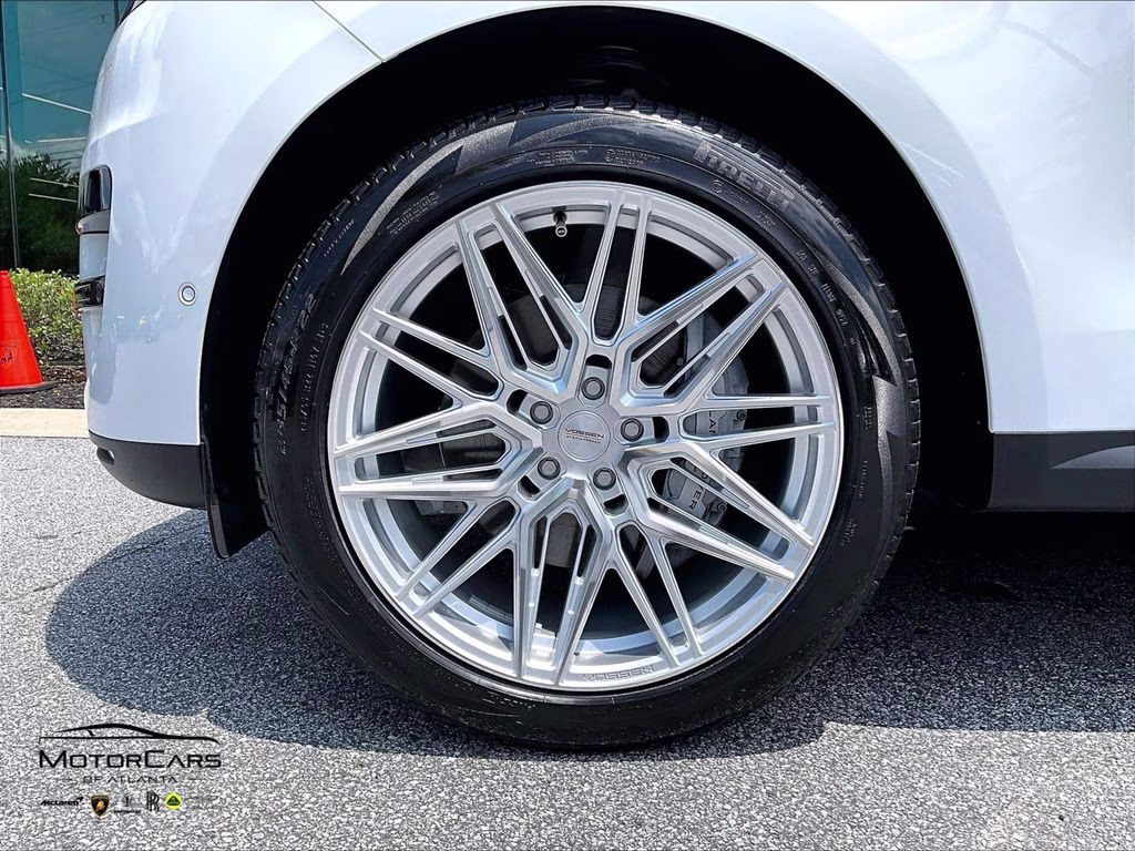2025 Fuji White Land Rover Range Rover Sport SE Comfort & Wellbeing Pack AWD SUV