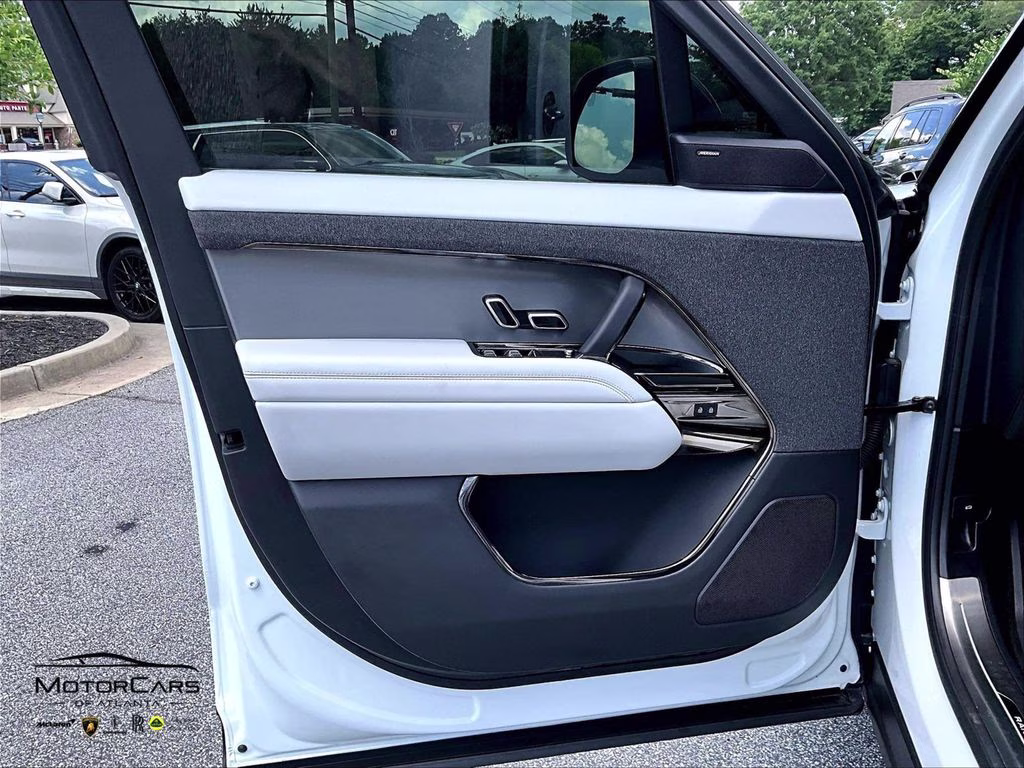 2025 Fuji White Land Rover Range Rover Sport SE Comfort & Wellbeing Pack AWD SUV