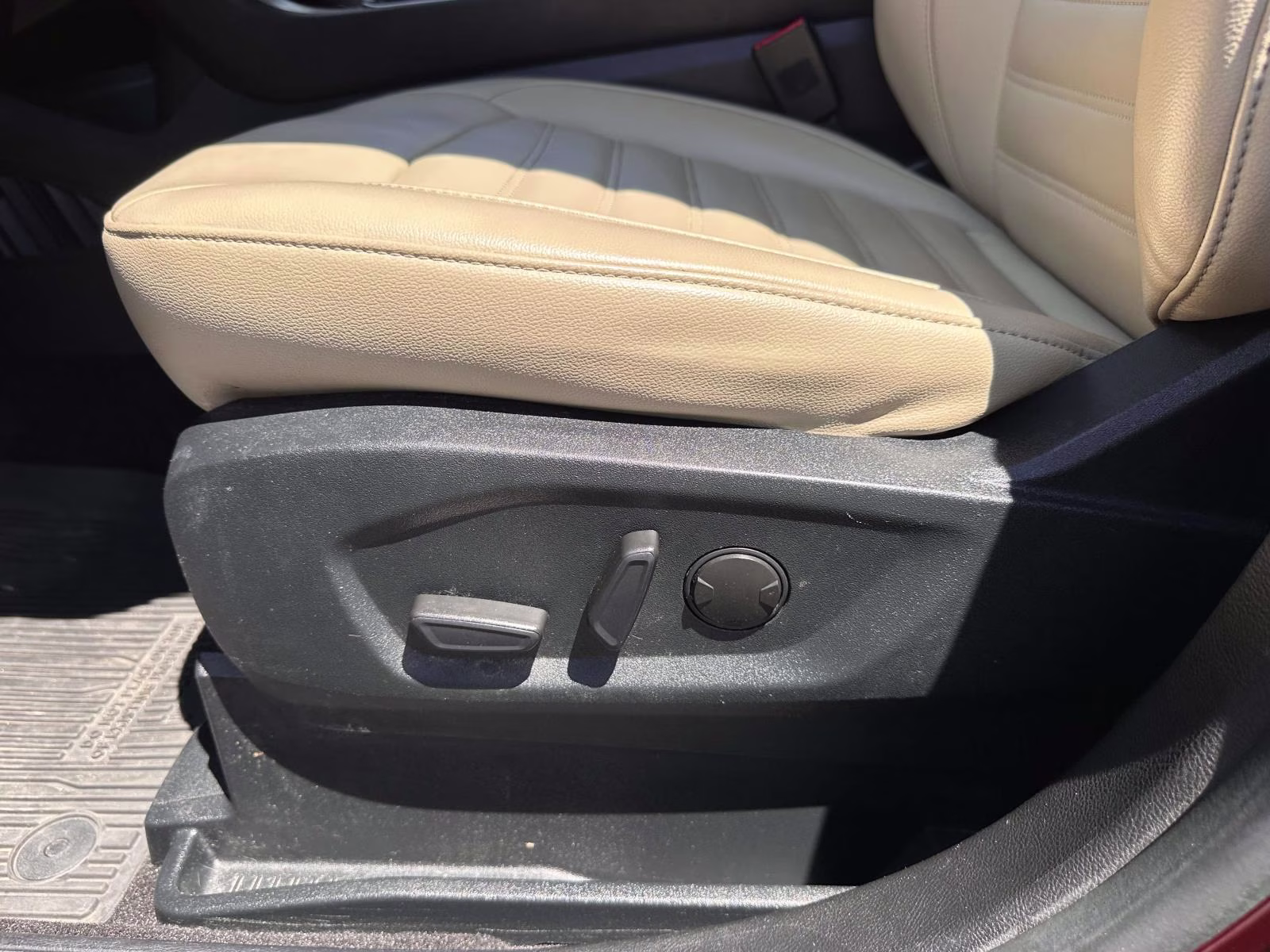 2020 Burgundy Velvet Metallic Tinted Clearcoat Ford Edge SEL AWD AWD SUV