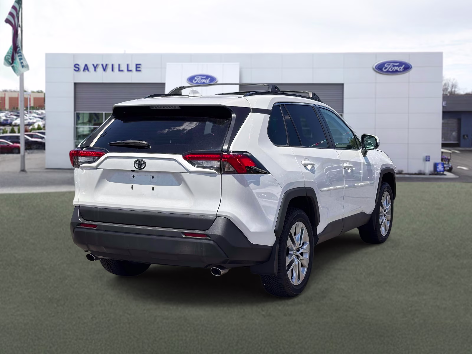 2024 Wind Chill Pearl Toyota RAV4 XLE Premium FWD (Natl) FWD SUV