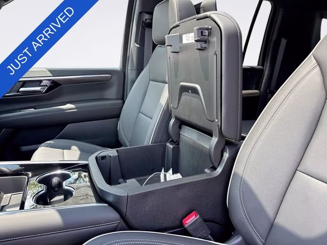 2026 Polar White Tricoat Chevrolet Suburban Premier 4X4 SUV