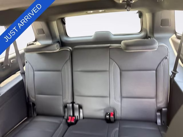 2026 Polar White Tricoat Chevrolet Suburban Premier 4X4 SUV