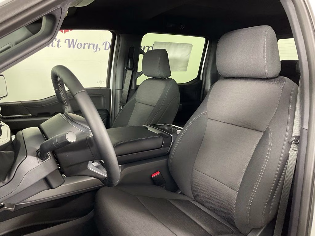 2026 Oxford White Ford F-150 XLT RWD Truck