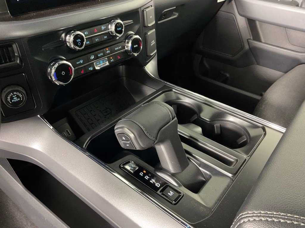 2026 Oxford White Ford F-150 XLT RWD Truck