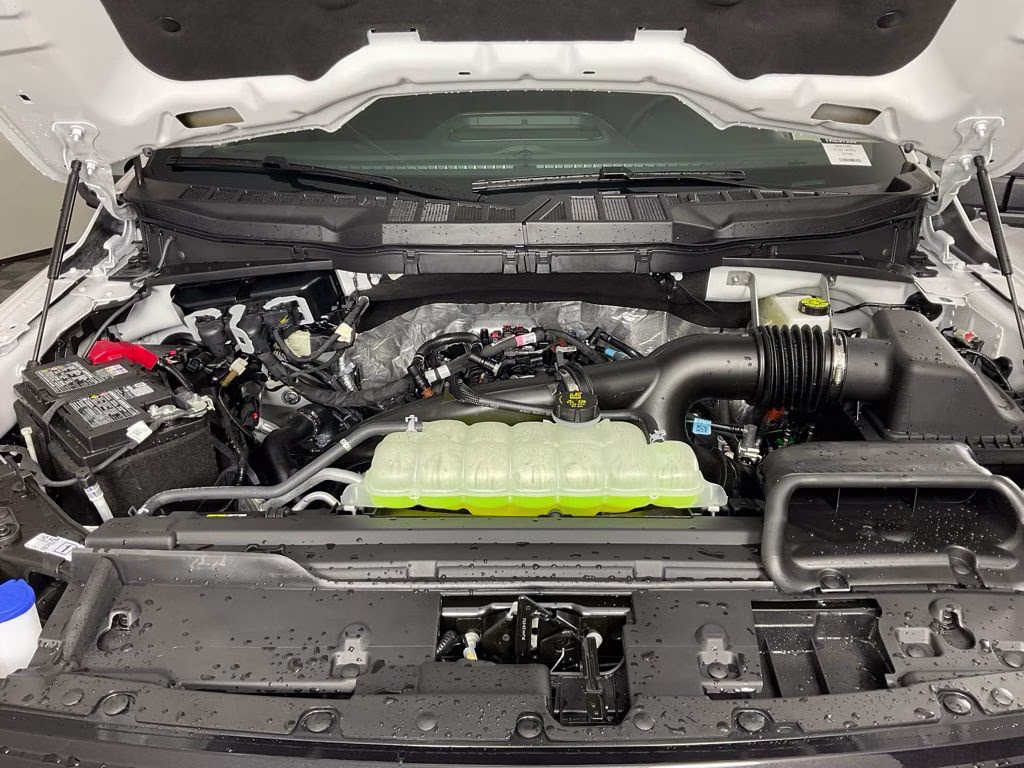2026 Oxford White Ford F-150 XLT RWD Truck