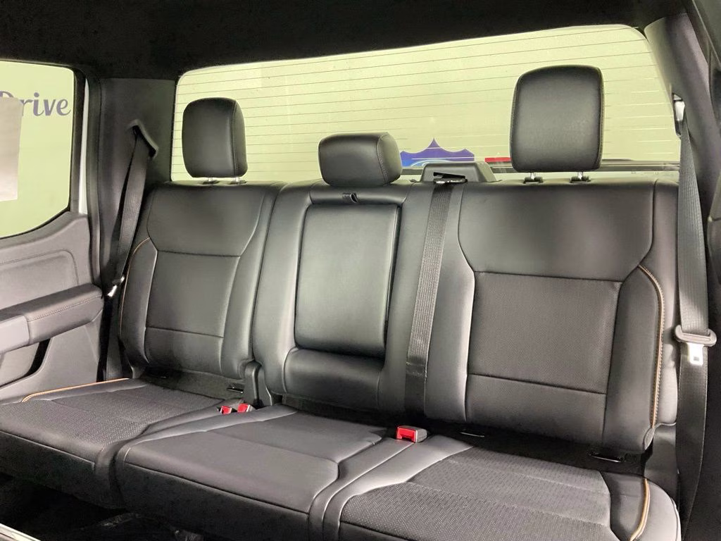 2026 Oxford White Ford F-150 Lariat RWD Truck