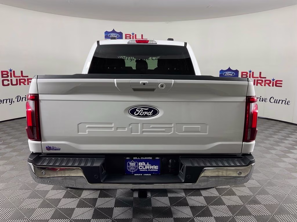 2026 Oxford White Ford F-150 Lariat RWD Truck