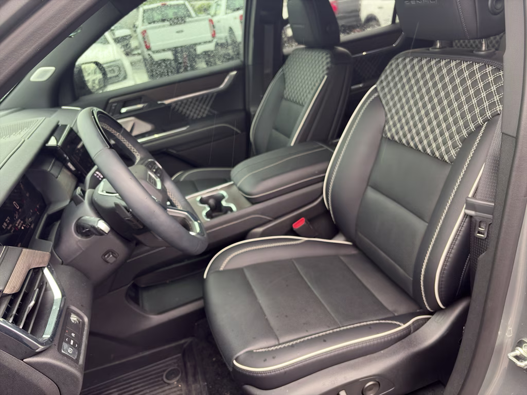 2025 Sterling Metallic GMC Acadia FWD Denali FWD SUV