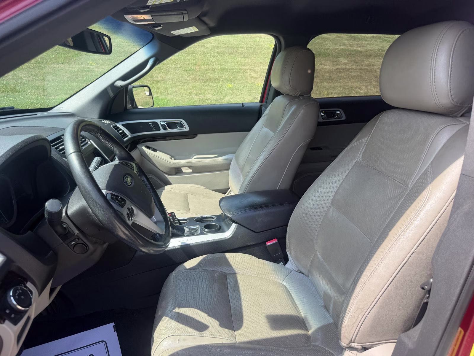 2013 Ruby Red Metallic Tinted Clear Coat Ford Explorer Limited FWD SUV