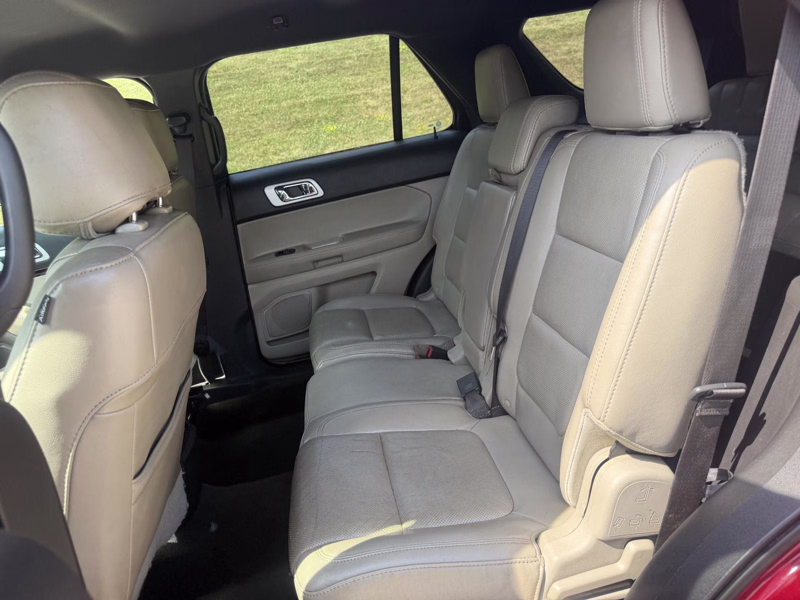 2013 Ruby Red Metallic Tinted Clear Coat Ford Explorer Limited FWD SUV