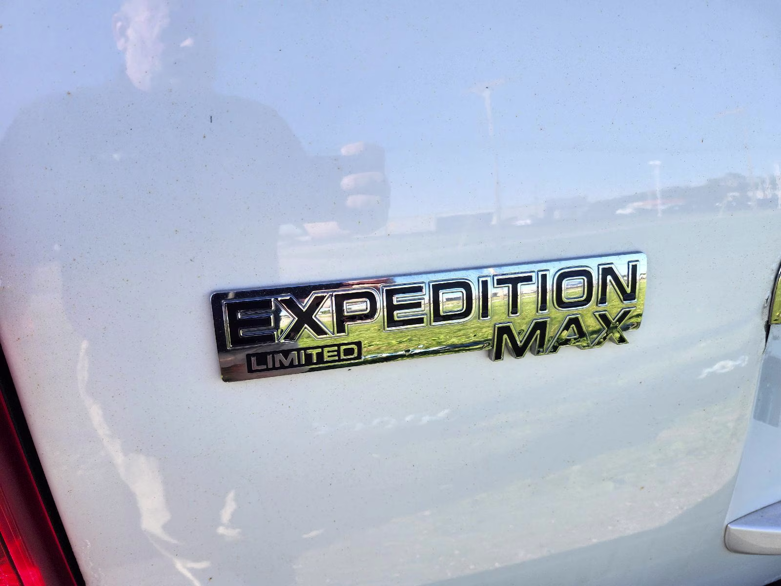 2014 White Platinum Metallic Tri-Coat Ford Expedition EL Limited 4X4 SUV