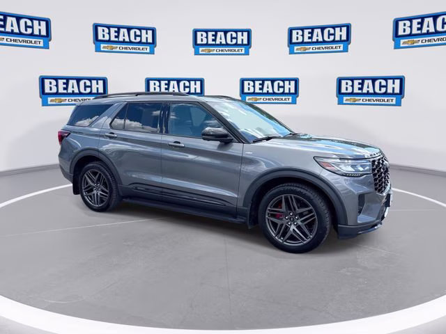 2025 Gray Metallic Ford Explorer ST-Line 4X4 SUV