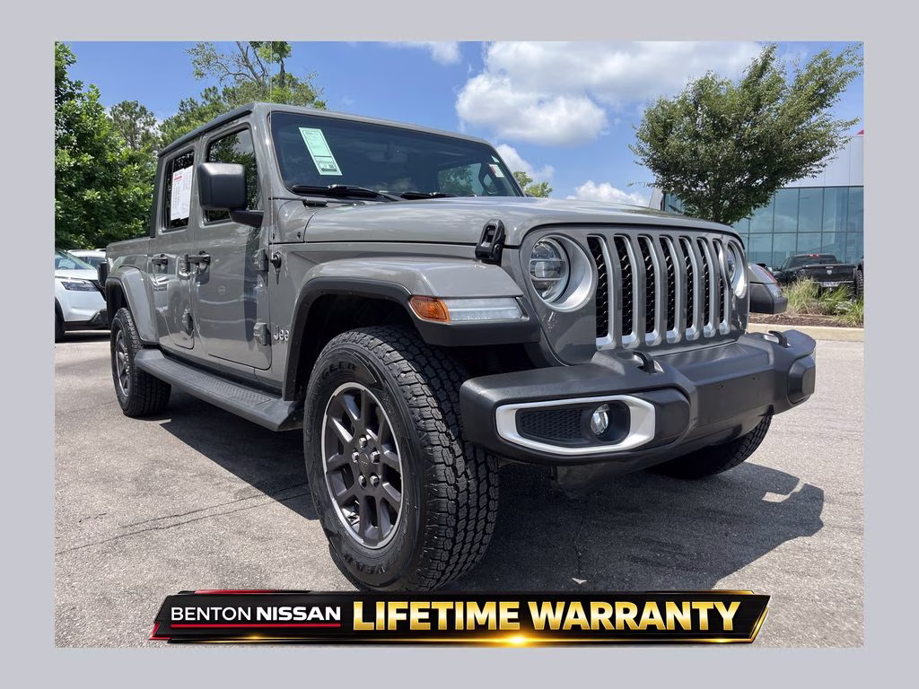 2021 Jeep Gladiator Overland's photo