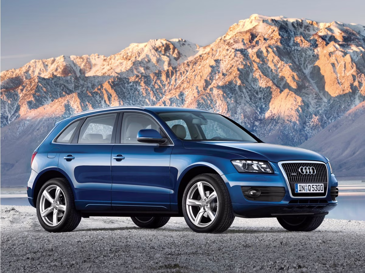 2011 Black Audi Q5 2.0T Premium AWD SUV