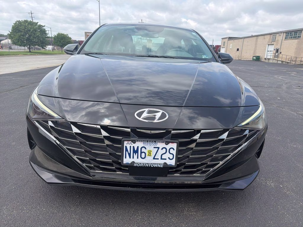 Used 2022 Hyundai Elantra SEL with VIN 5NPLN4AG1NH066634 for sale in Kansas City