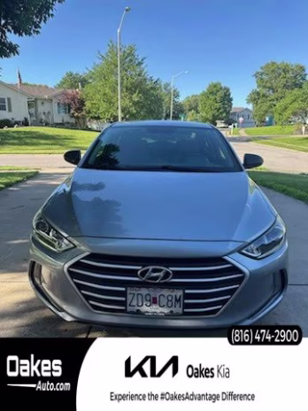 2017 Shale Gray Metallic Hyundai Elantra SE FWD Sedan